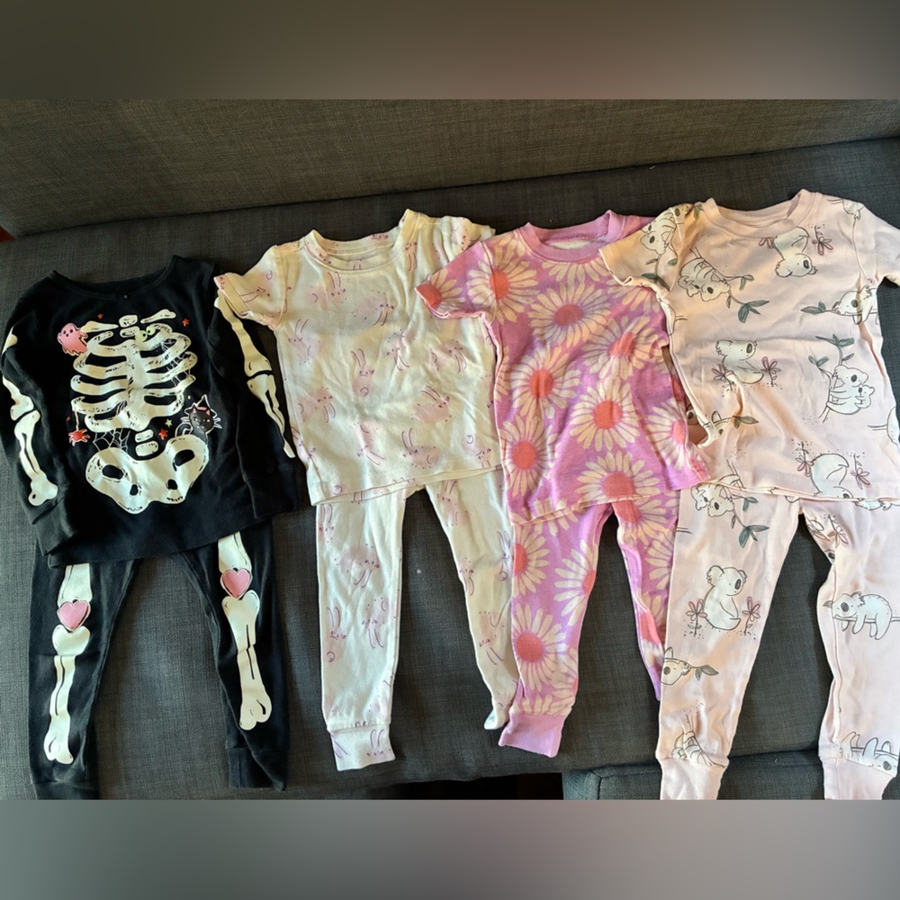 24 months/ 2T girls pjs